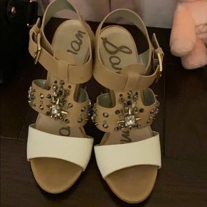 Sam Edelman STUDD/ CLEAR heel